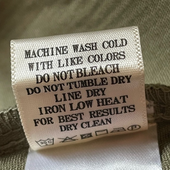 NWT Love Riche Paperbag shorts - Picture 8 of 8